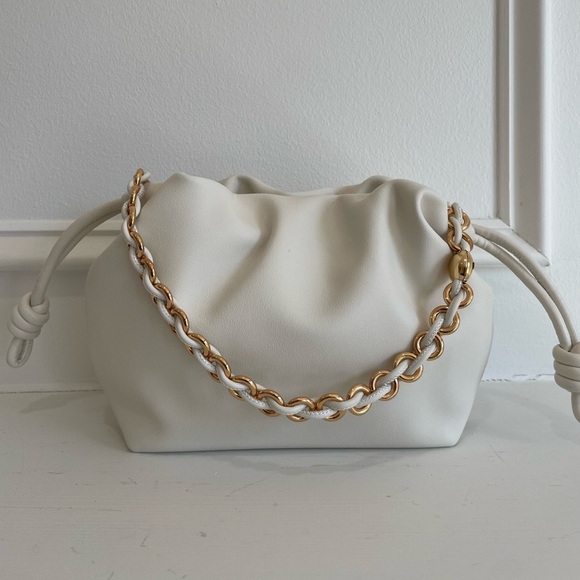 Soft Leather Pouch Bag Medium - Milkshake - Picture 4 of 14